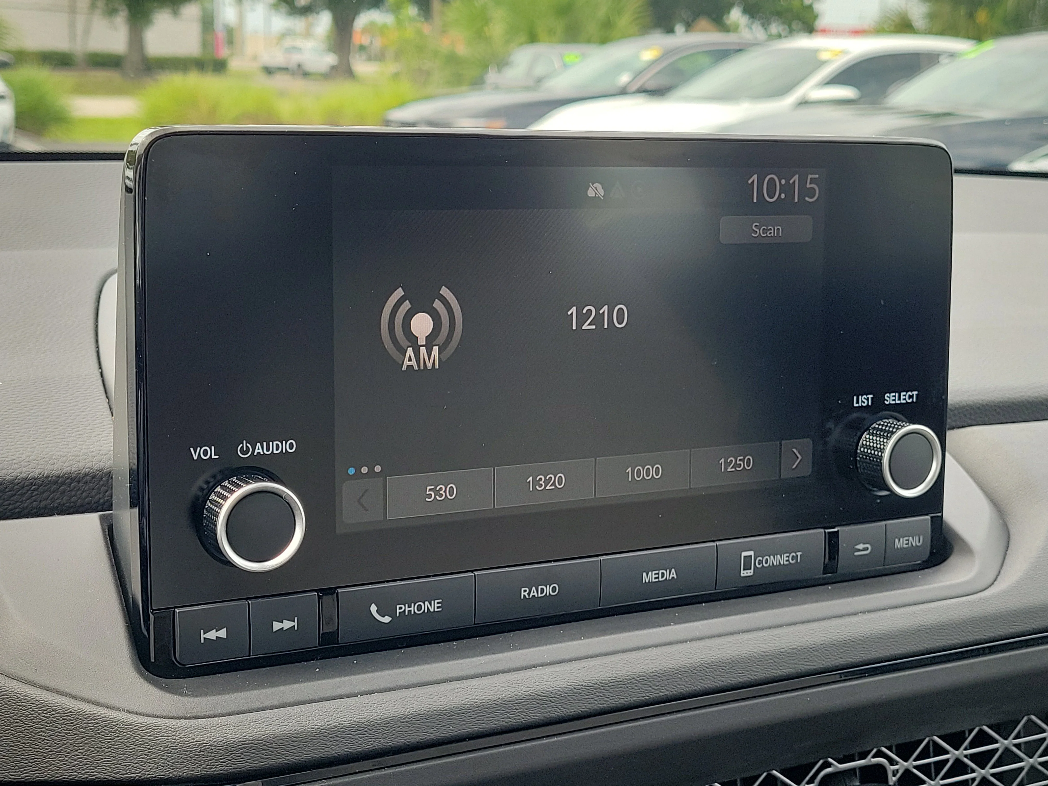 2024 Honda Accord LX - Photo 22