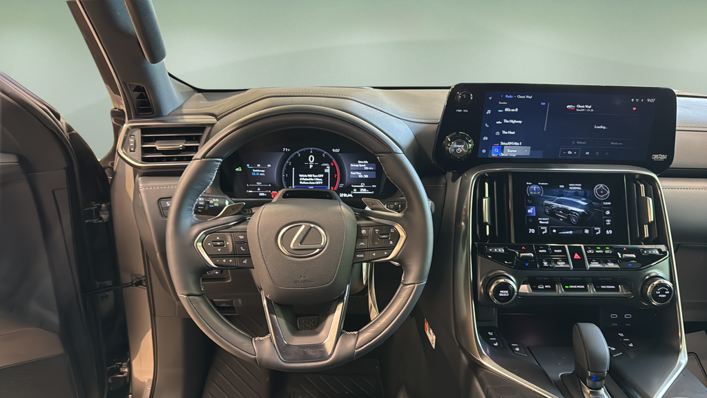 2026 Lexus LX 700h Luxury - Photo 19