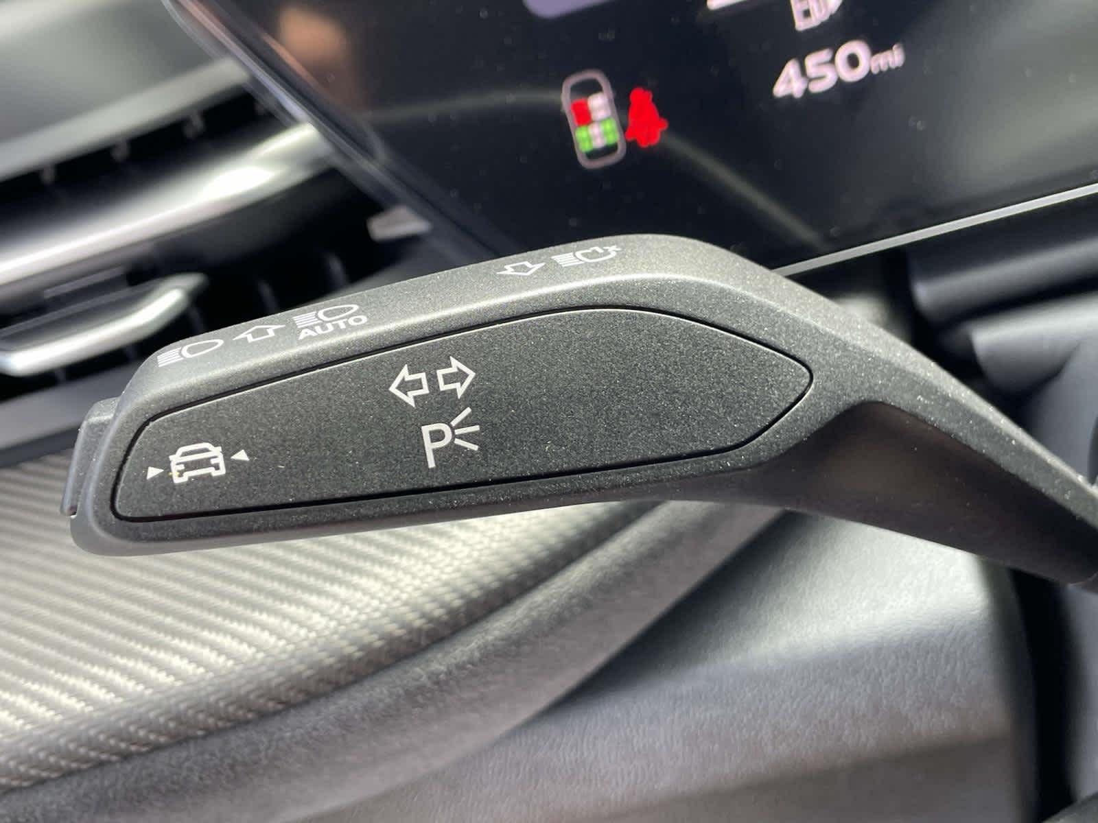 New 2026 2Y2Y/White Audi Premium Plus image 35