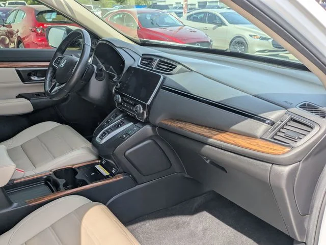 Used 2022 White Honda Touring image 32