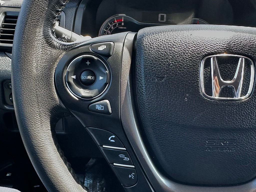 Used 2023 Crystal Black Pearl Honda RTL image 31