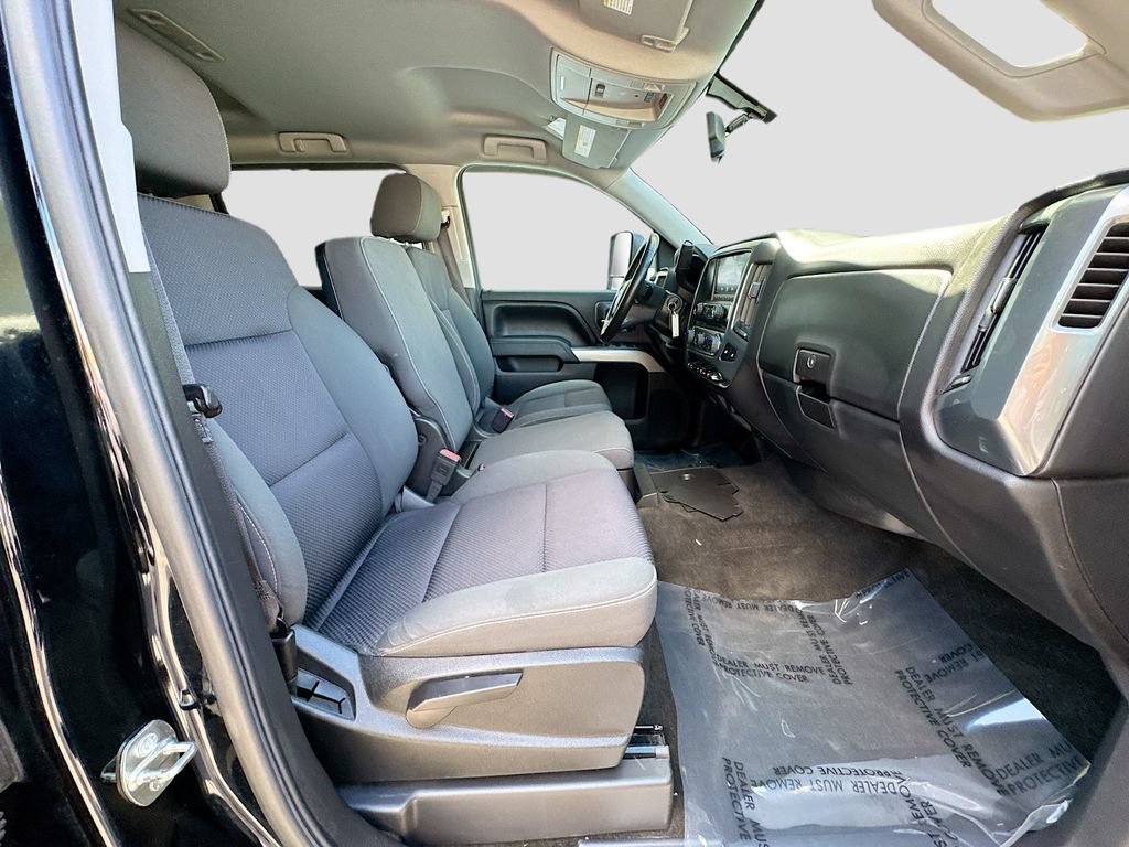 Used 2015 BLACK Chevrolet LT image 31