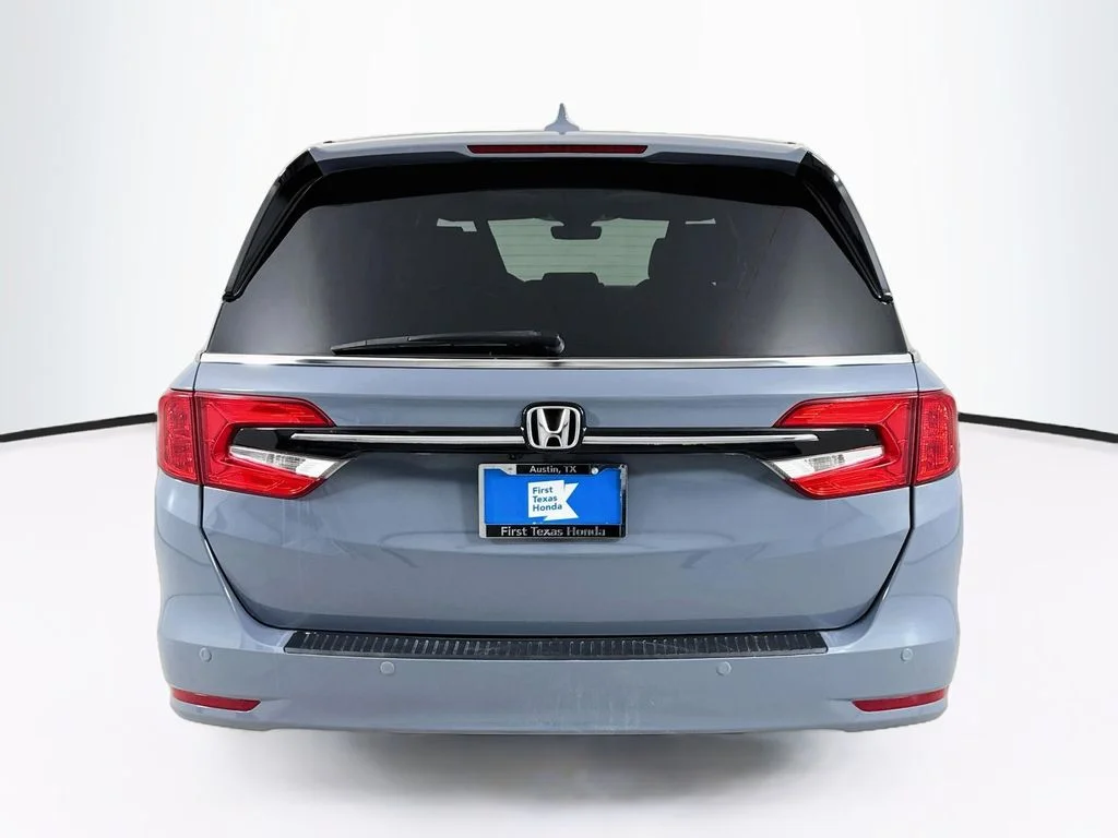 Certified Used 2024 Sonic Gray Pearl Honda Elite image 7