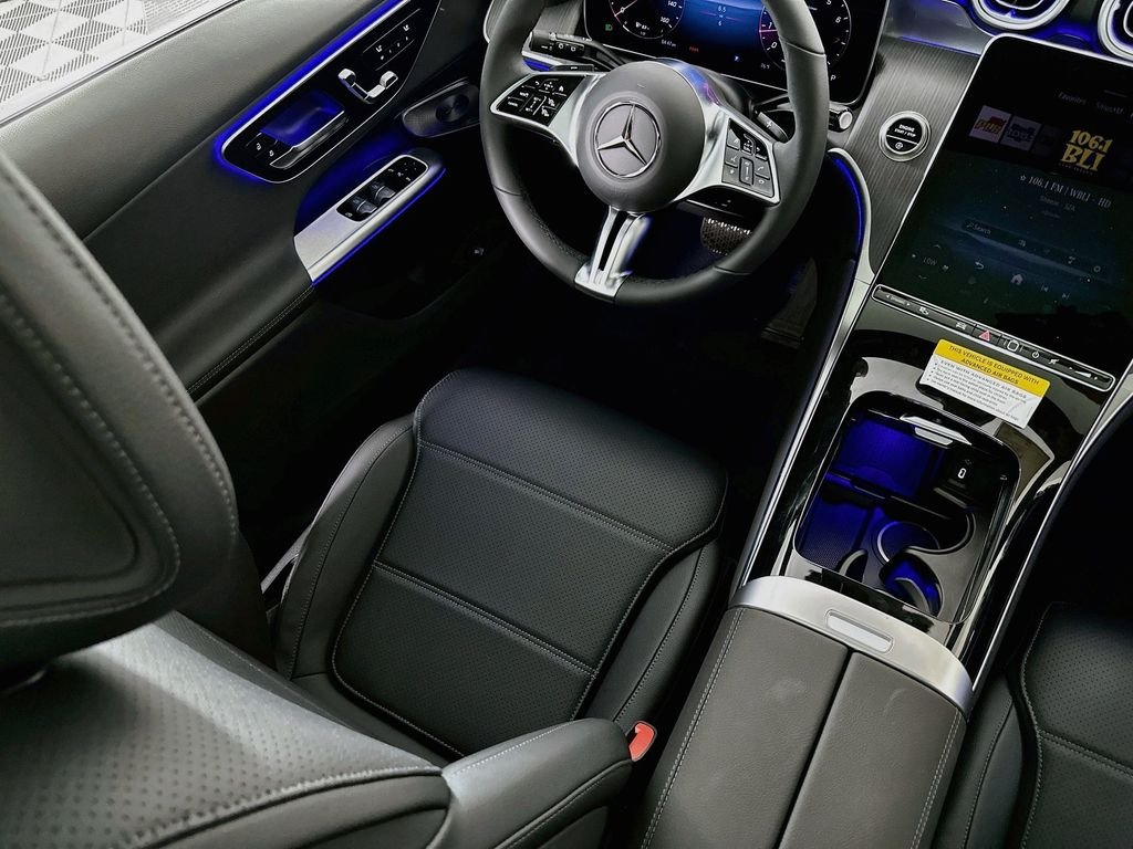 Used 2026 Blue Mercedes-Benz GLC 300 image 23