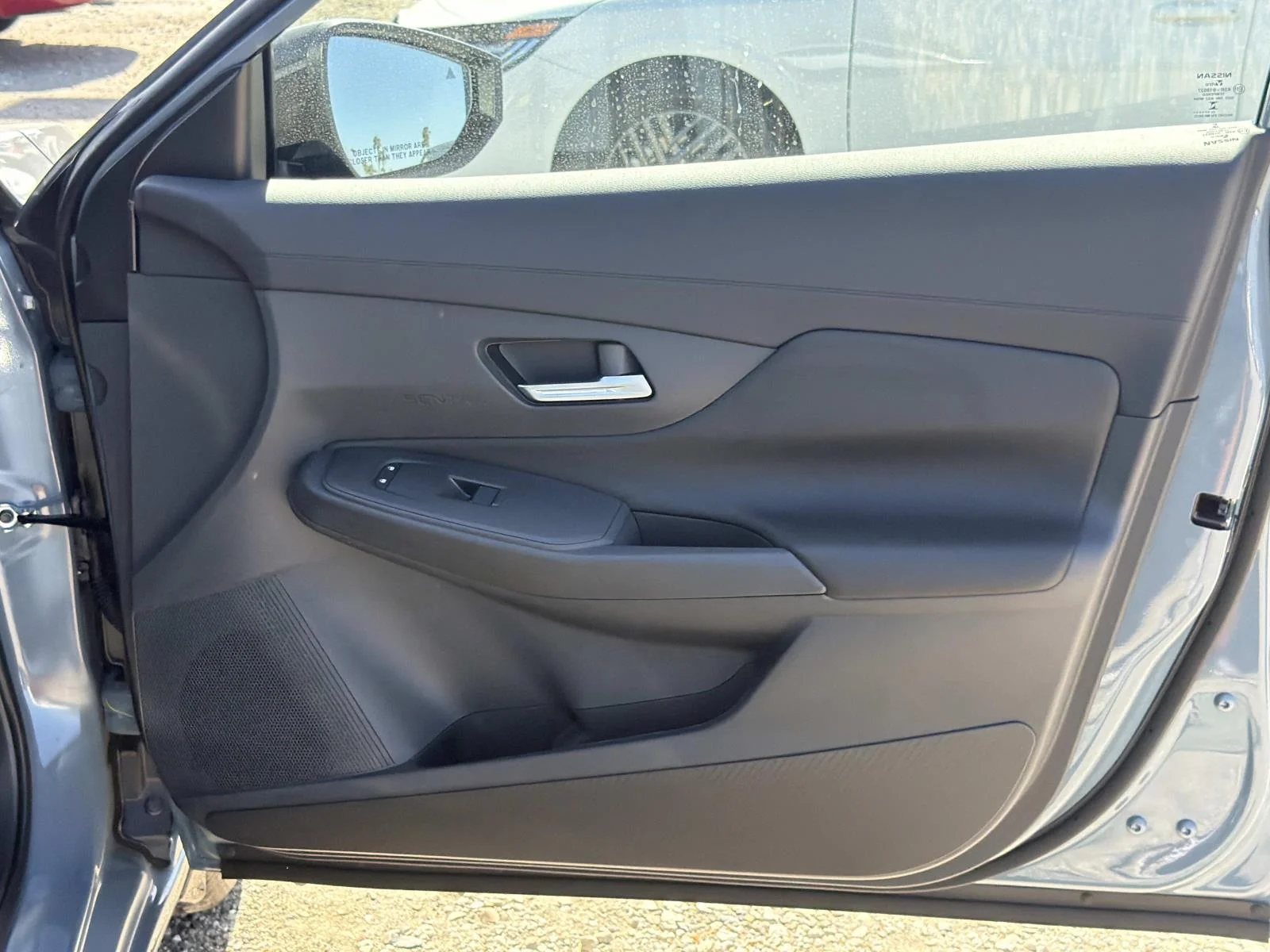 New 2027 Atlantic Gray Metallic Nissan SV image 29