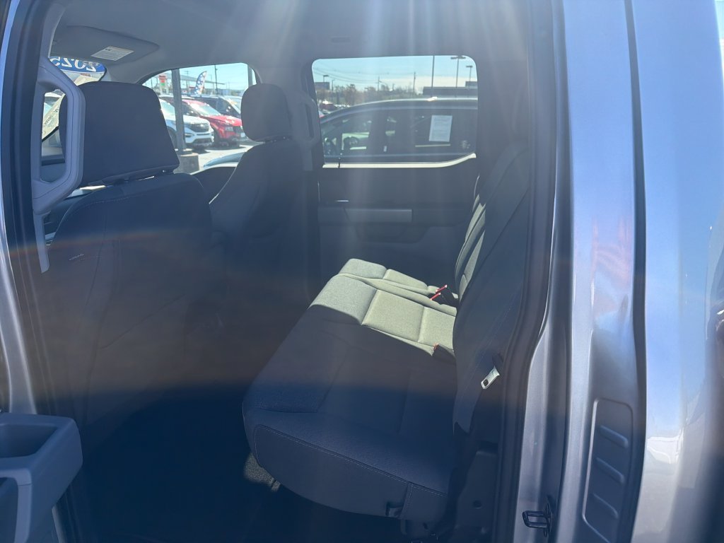 Used 2025 Silver Ford XLT image 14