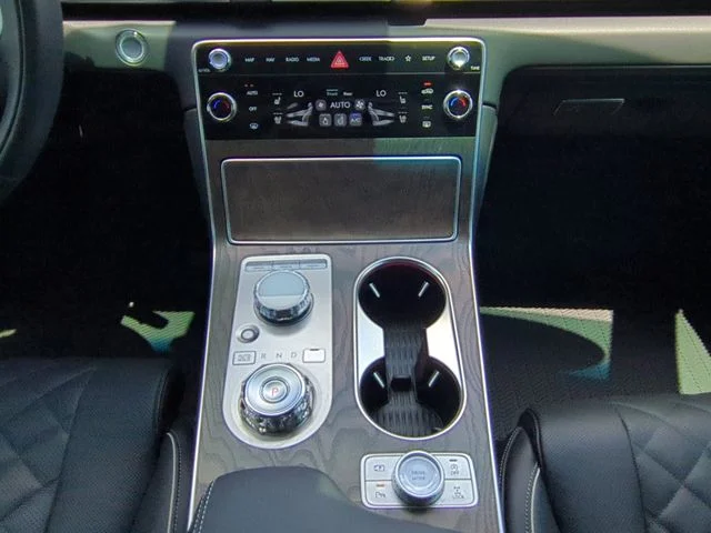 Used 2025 Green Genesis 3.5T Prestige image 15