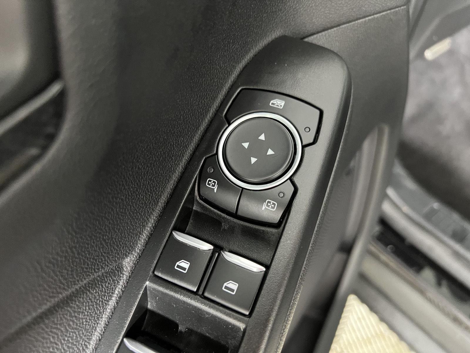 Used 2023 Agate Black Ford ST-Line image 13