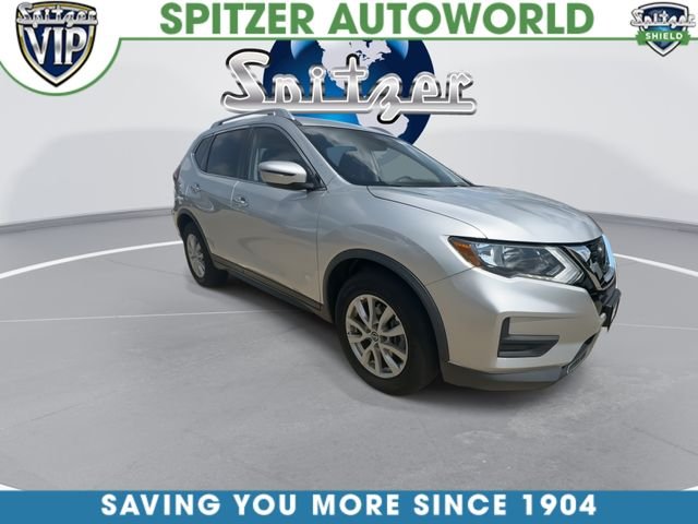 Used 2019 Nissan Rogue SV with VIN KNMAT2MT1KP559305 for sale in Northfield, OH