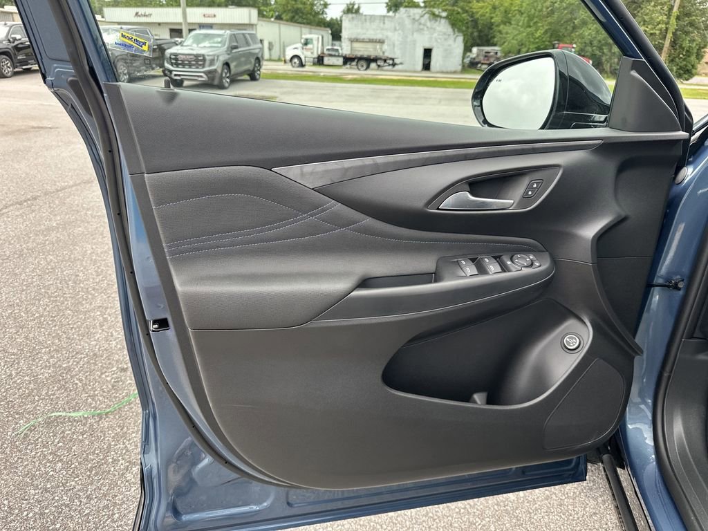 2026 Buick Envista Sport Touring - Photo 10