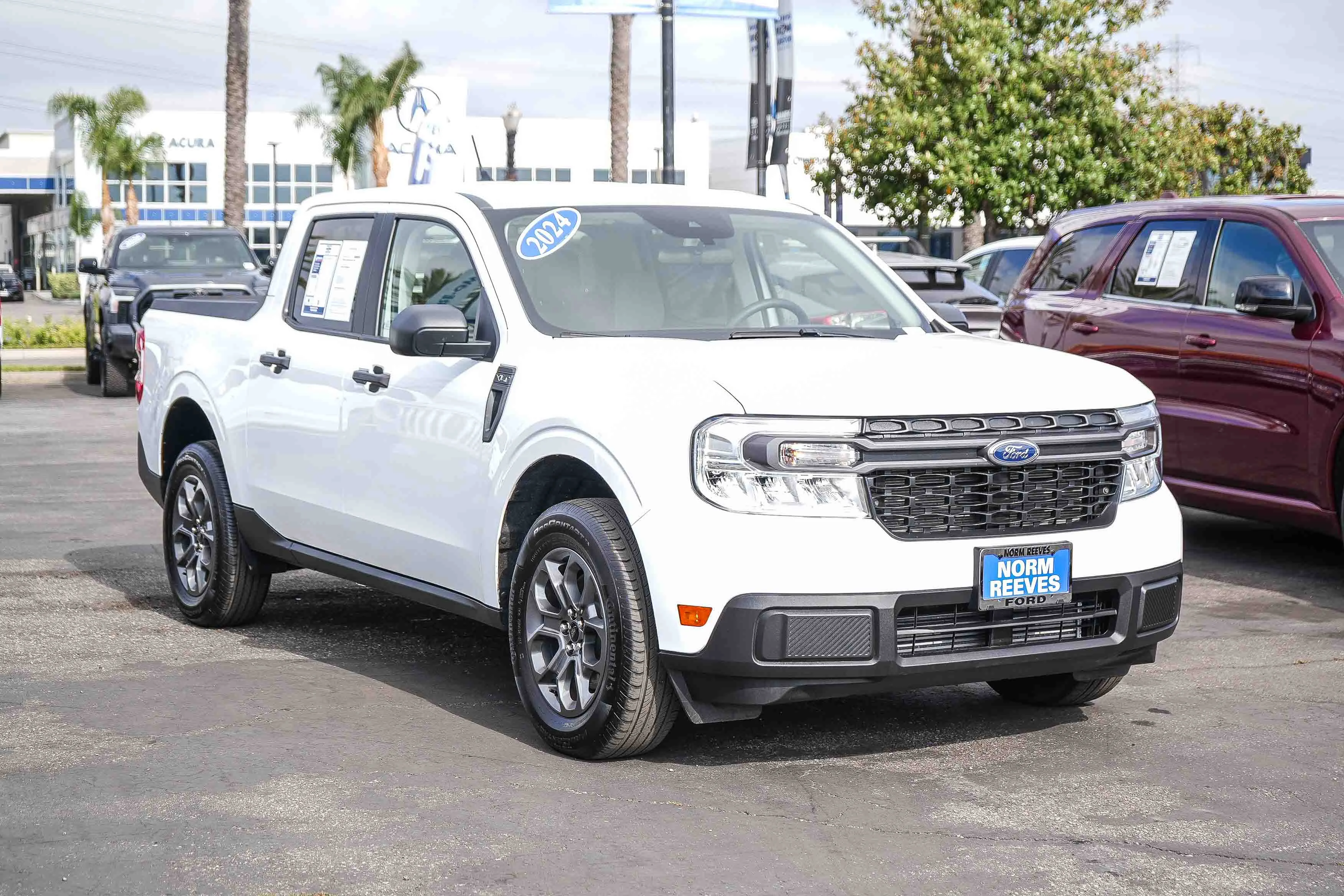 Certified Used 2024 Oxford White Ford XLT image 3