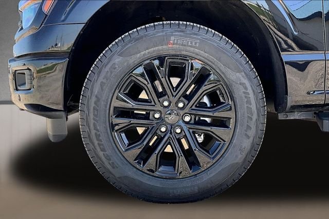 New 2026 Agate Black Metallic Ford XLT image 12