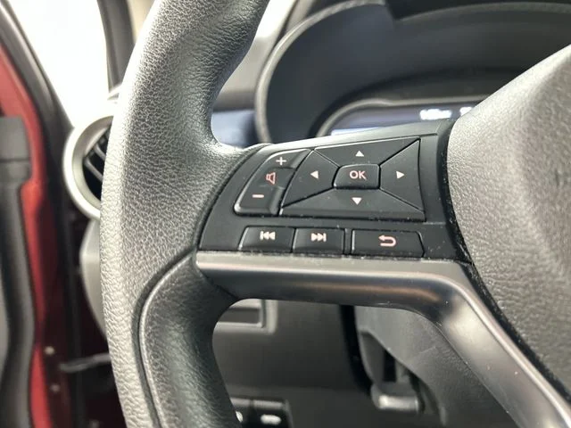 Used 2024 Red Nissan 1.6 SV image 11