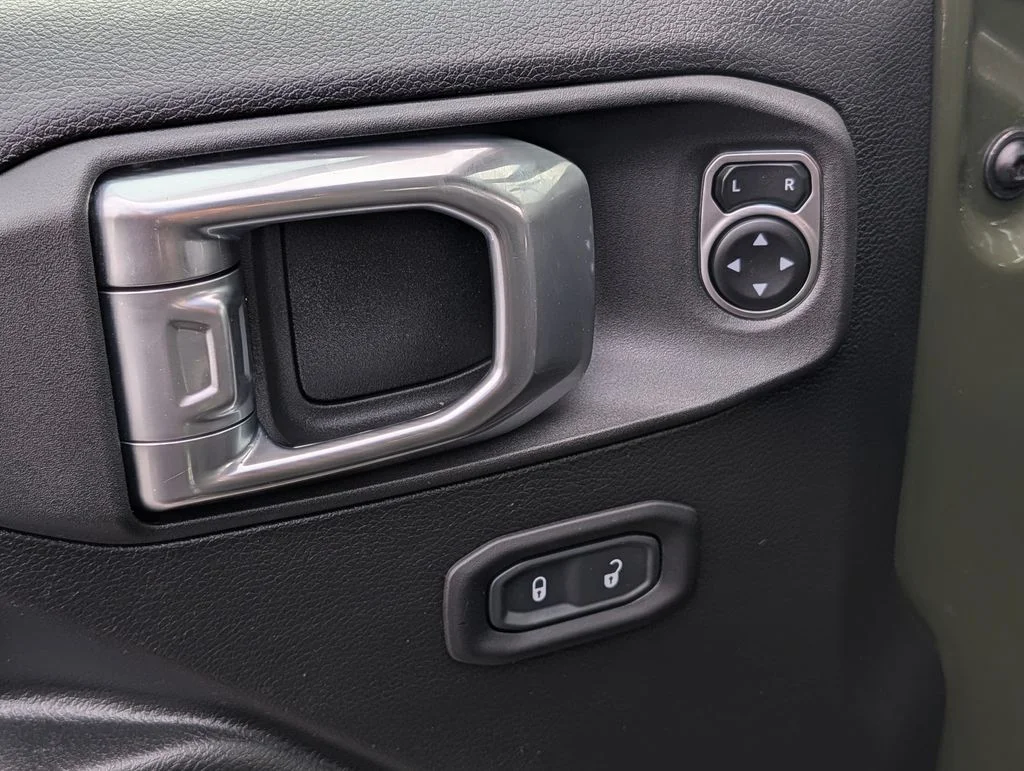 2023 Jeep Wrangler 4xe Rubicon 4XE - Photo 17