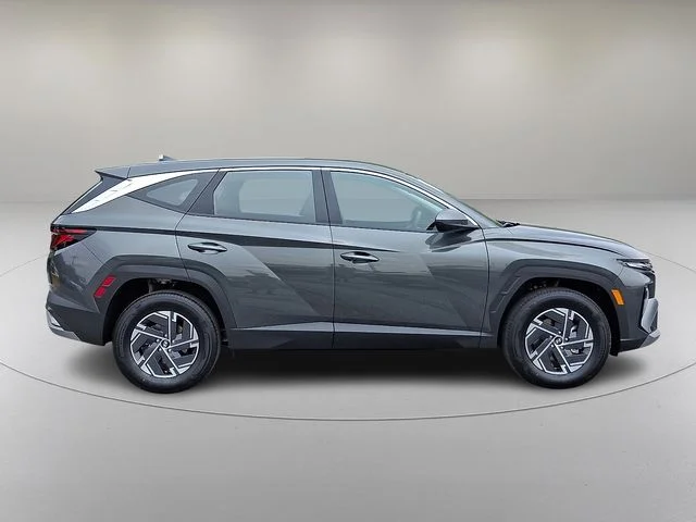 New 2026 Gray Hyundai Blue SE image 8