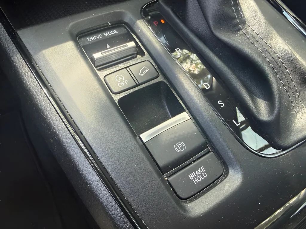 2024 Honda CR-V LX - Photo 29