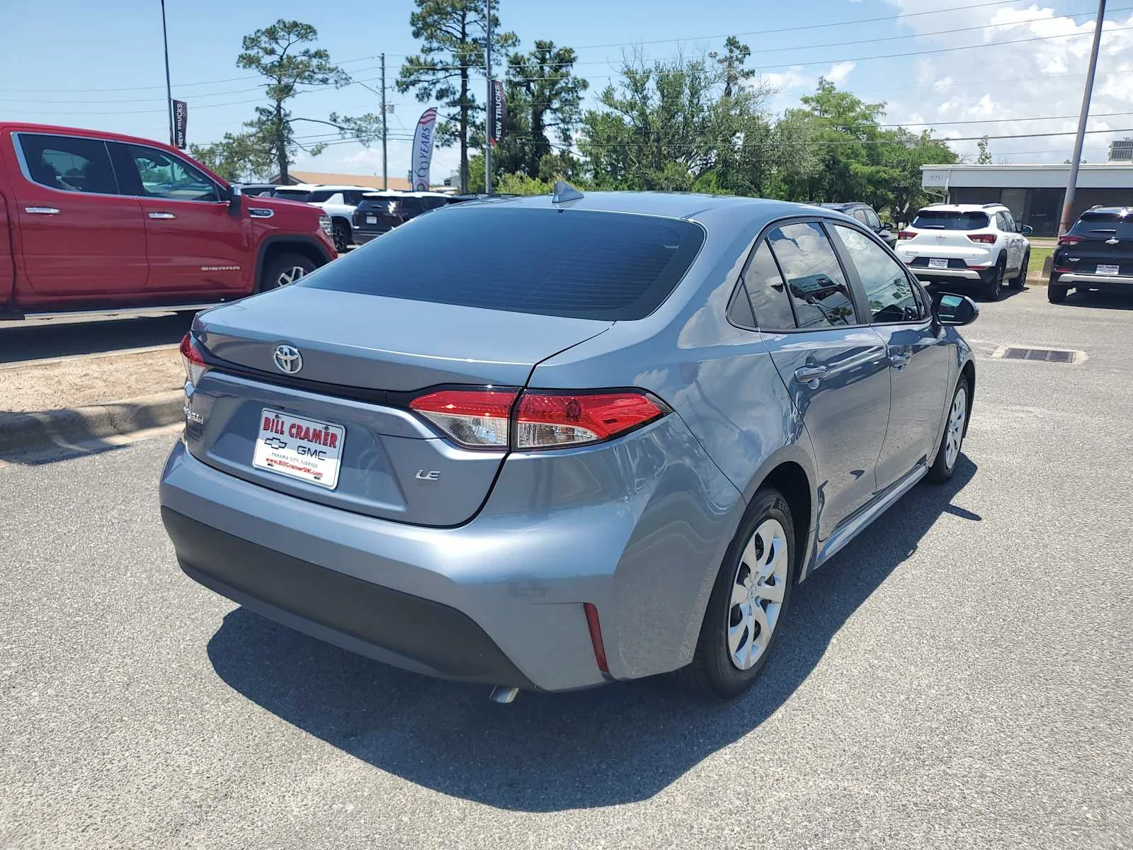 Used 2024  Toyota LE image 6