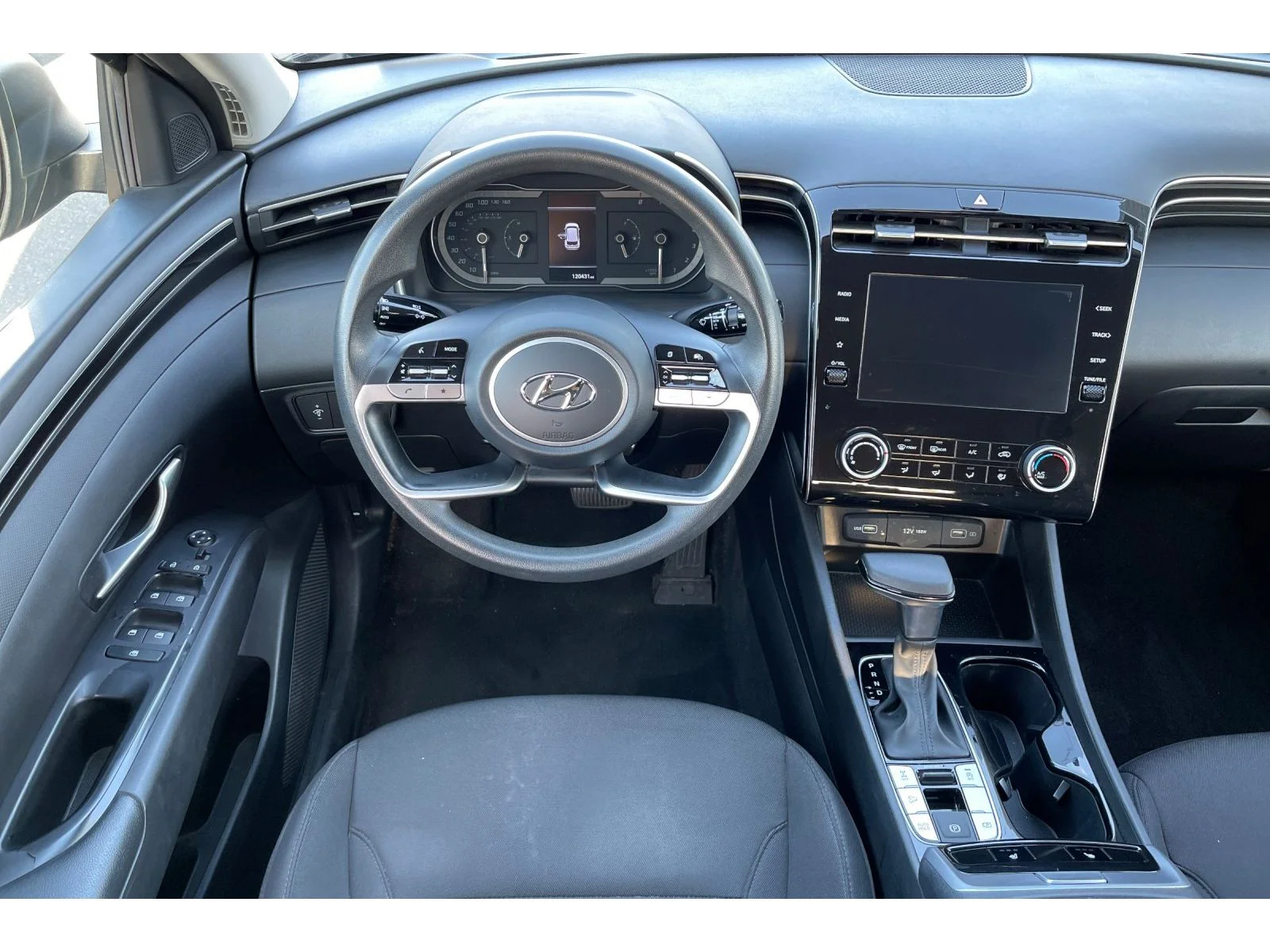 Used 2022 Phantom Black Hyundai SEL image 17