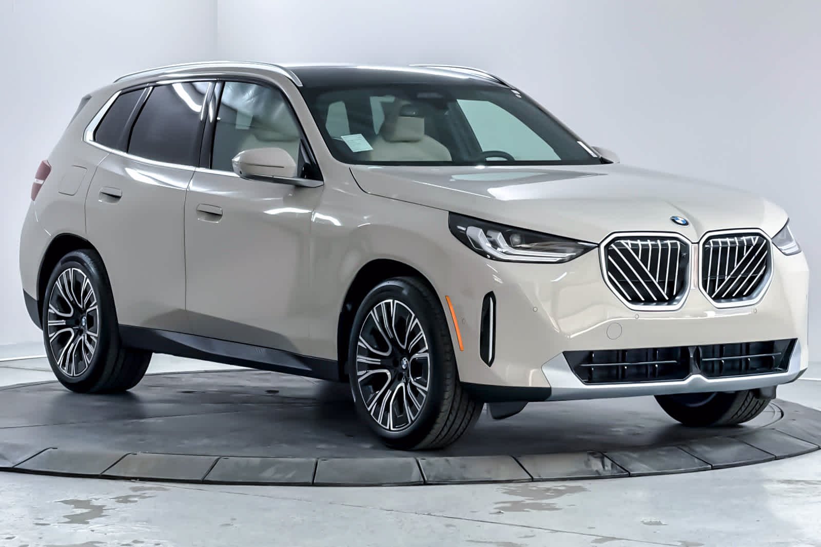 New 2026 Dune Grey Metallic BMW 30 xDrive image 9