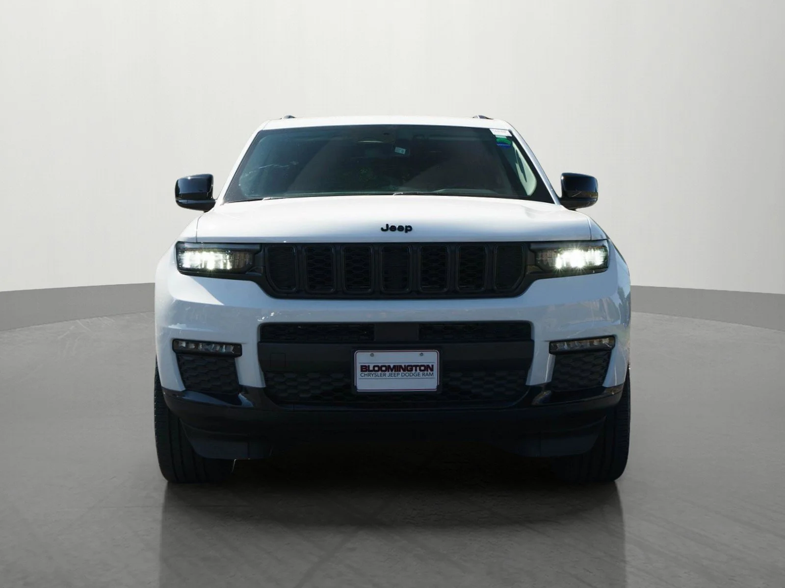 Used 2023 Jeep Grand Cherokee L Limited with VIN 1C4RJKBGXP8727880 for sale in Minneapolis, Minnesota