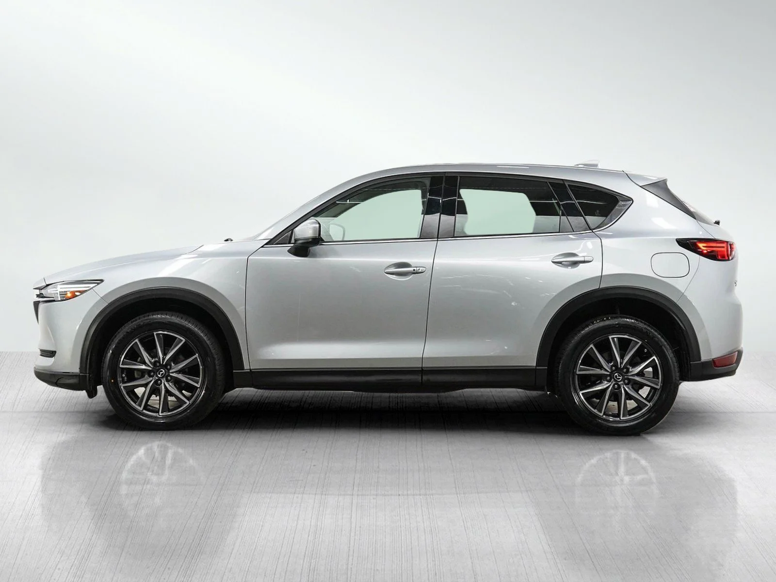 Used 2018 Mazda CX-5 Grand Touring with VIN JM3KFBDM3J0358623 for sale in White Bear Lake, Minnesota