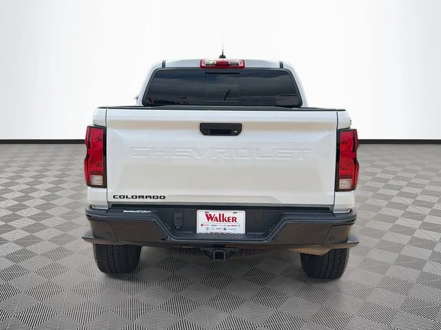 Used 2025 White Chevrolet Trail Boss image 6