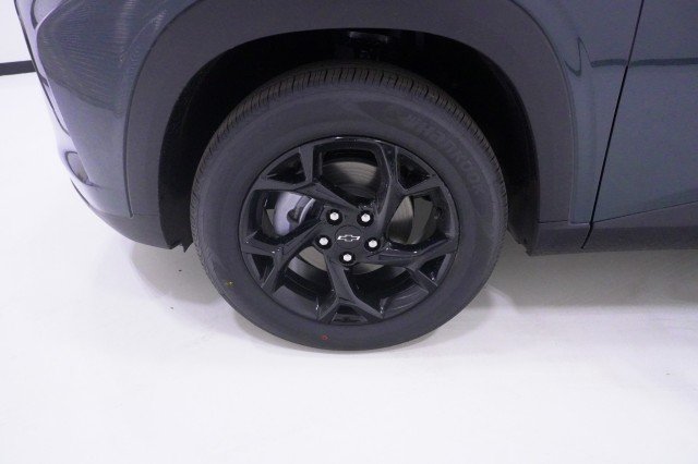 2026 Chevrolet Trax LT - Photo 11