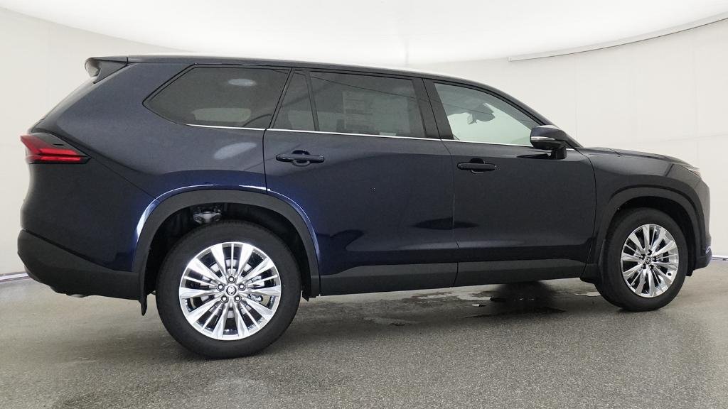 New 2026  Toyota Platinum image 9