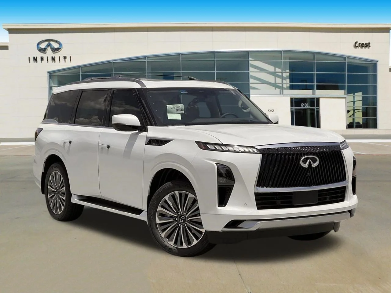 New 2027 RADIANT WHITE INFINITI Luxe 2WD image 2