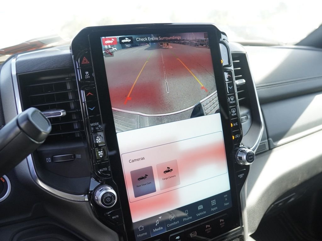 New 2026 Bright White Clear-Coat Exterior Paint RAM Laramie image 14