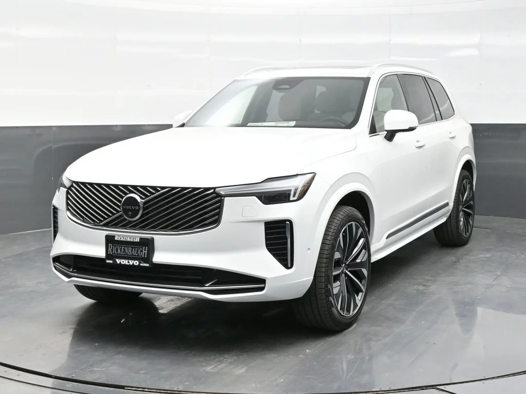 New 2026 Crystal White Volvo Plus image 2