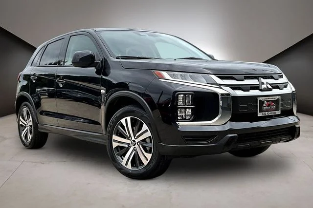New 2026 Black Mitsubishi 2.0 ES image 2
