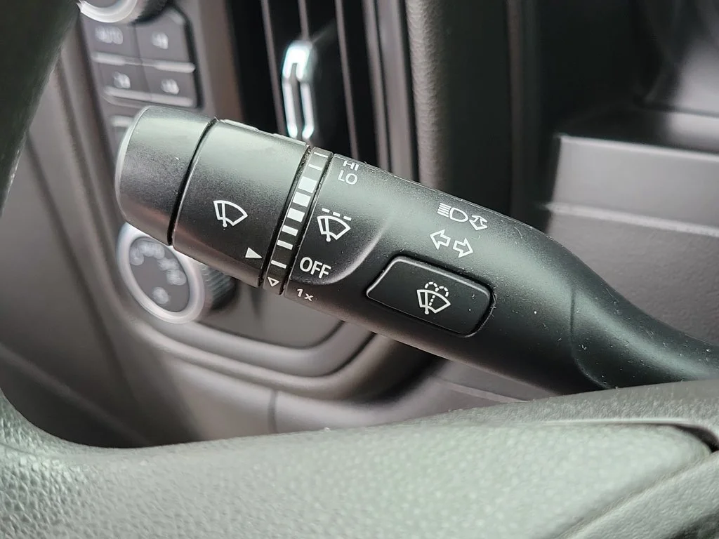 Used 2019 Onyx Black GMC  image 9