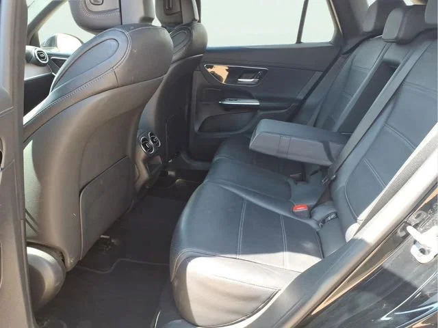 Used 2023  Mercedes-Benz GLC 300 image 22