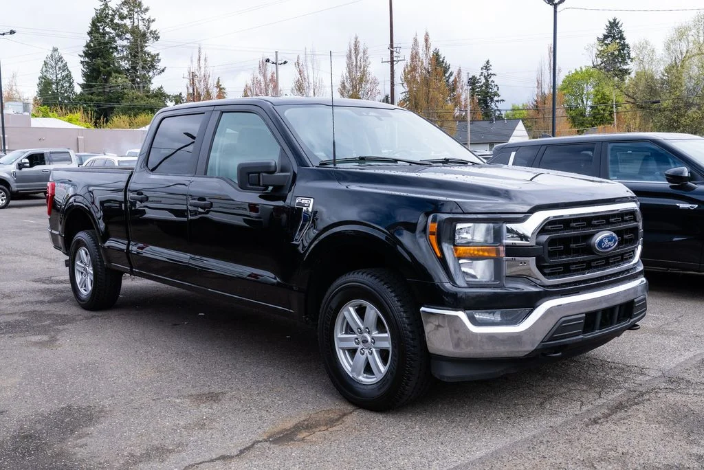 Used 2023 Black Ford XLT image 1