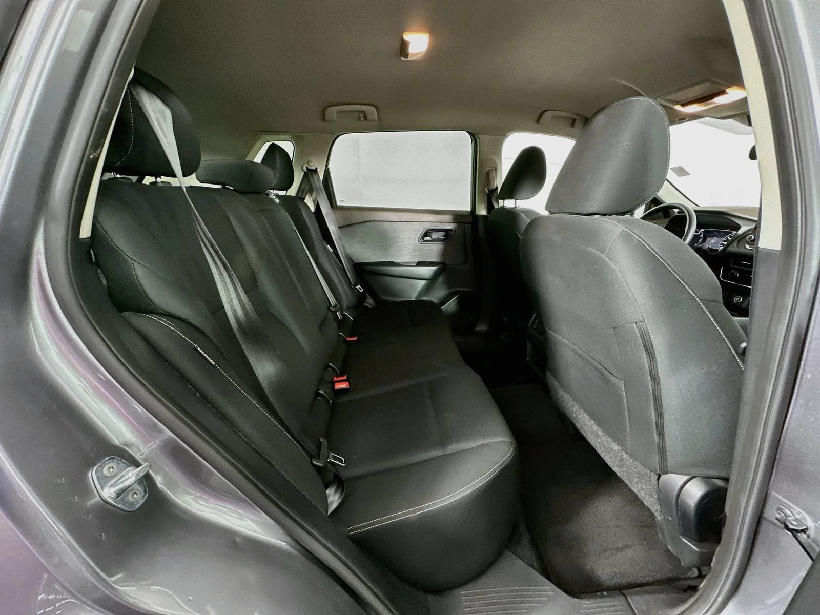 Used 2023 Gray Nissan S image 26