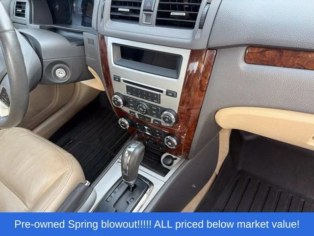Used 2010 White Ford SEL image 15