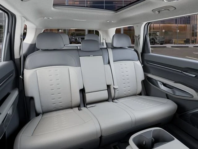 New 2026 Glacial White Pearl Kia Wind AWD image 16