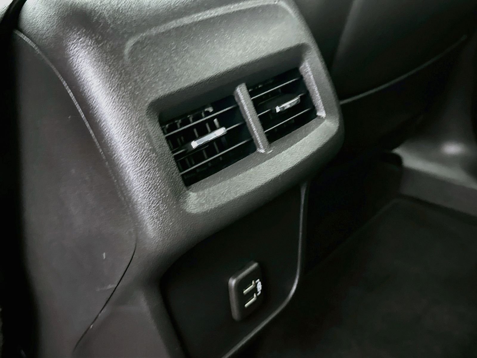 Used 2021 Quicksilver Metallic GMC SLT image 25