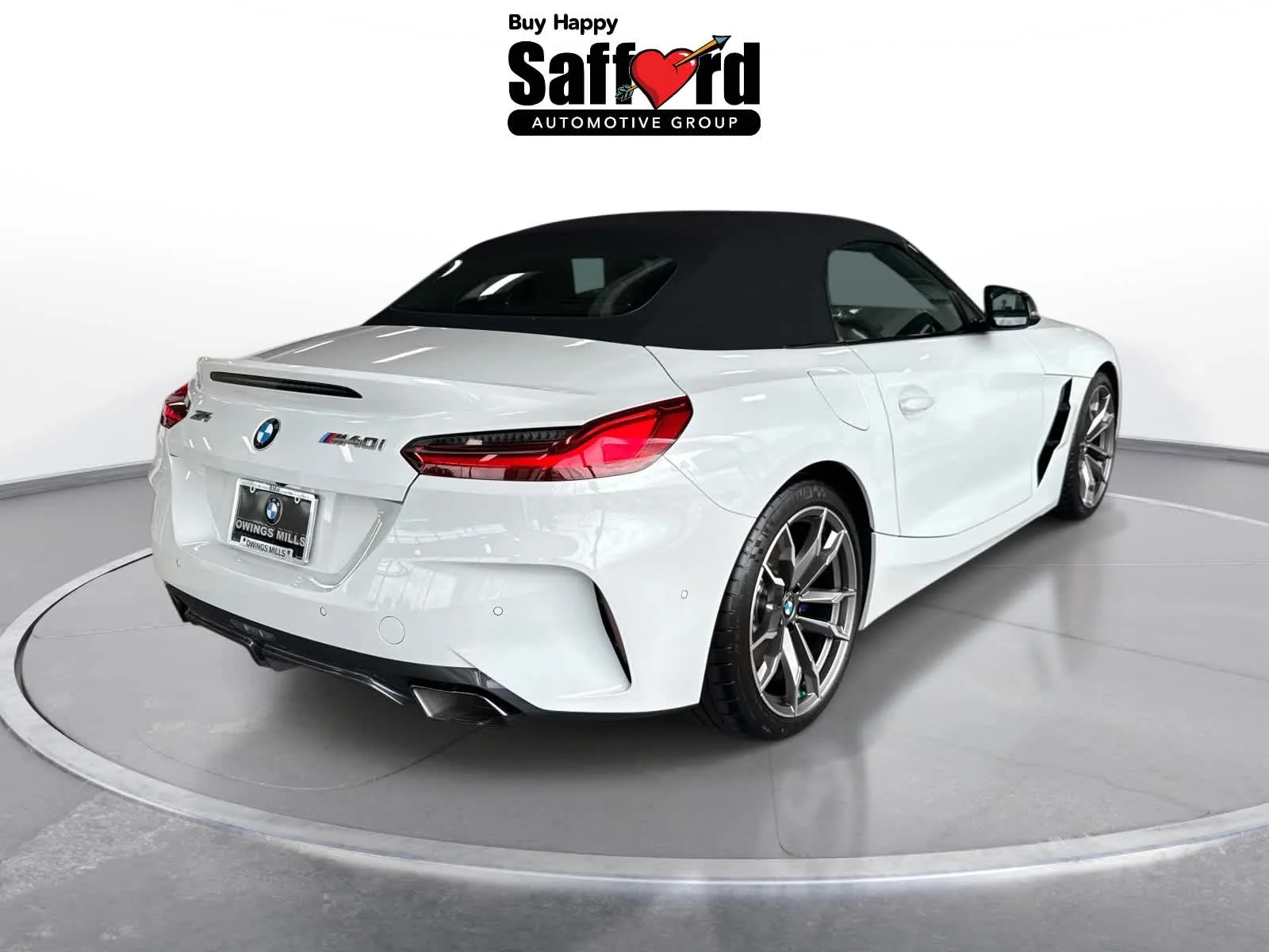 Used 2025 Alpine White BMW M40i image 9