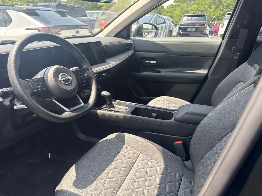 Used 2026 Black Nissan SV image 3