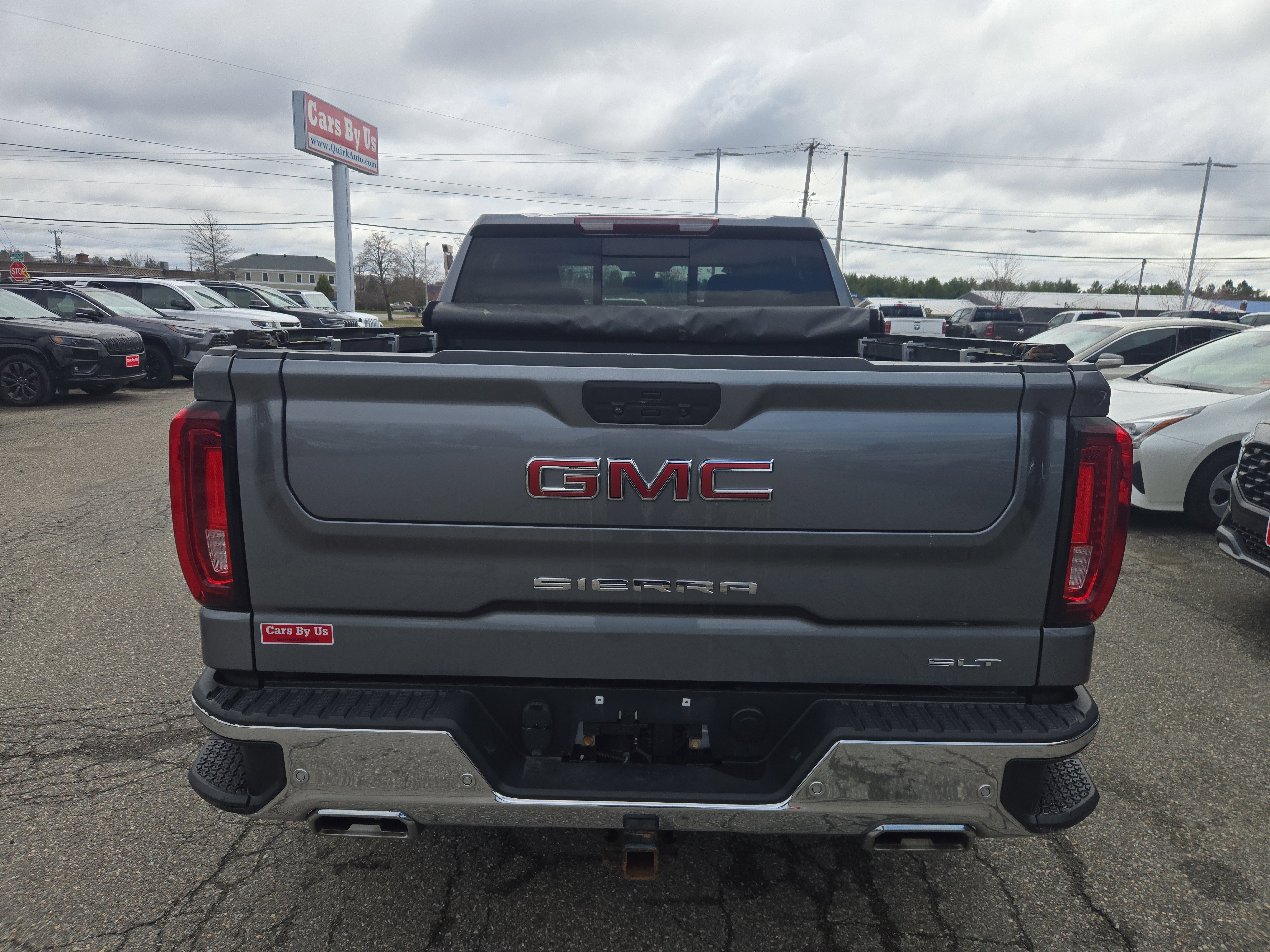 Used 2021 Satin Steel Metallic GMC SLT image 13