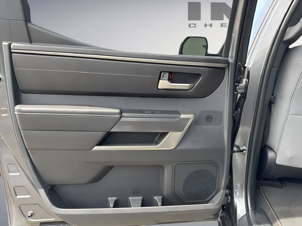 Used 2025 Magnetic Gray Toyota SR image 28