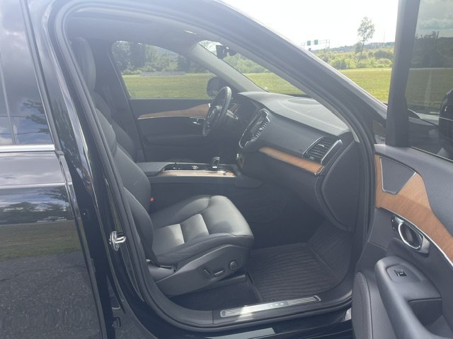 Used 2025 Black Volvo Plus image 11