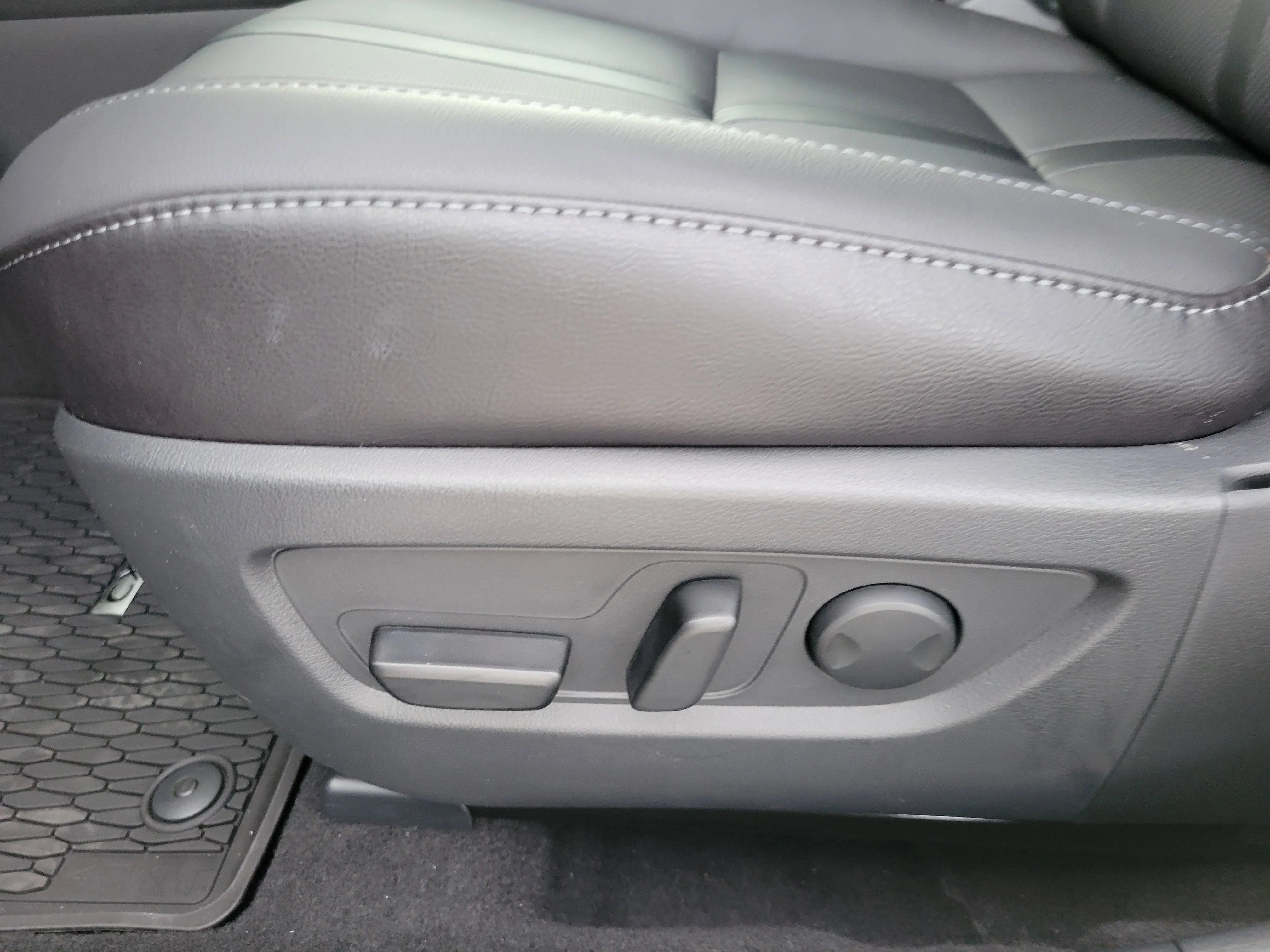New 2026 Machine Gray Metallic Mazda 2.5 Turbo AWD image 12