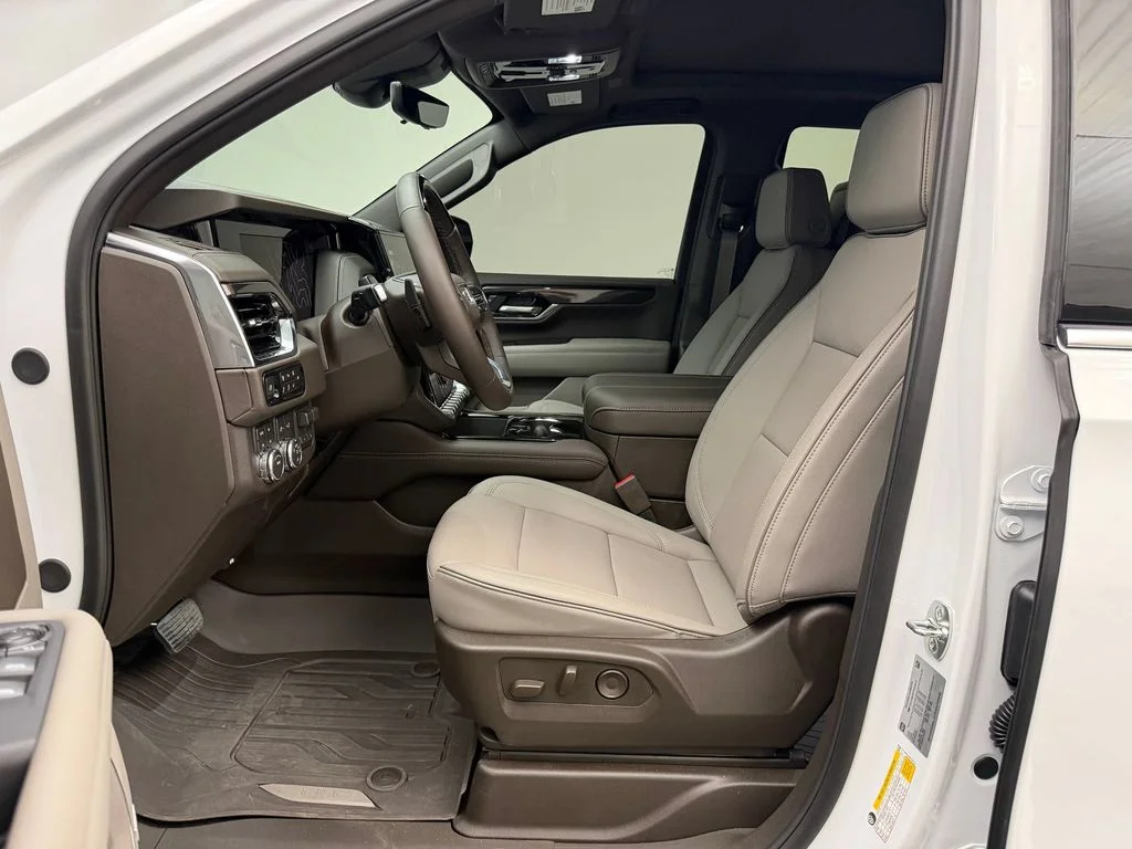 Used 2026 Summit White GMC Elevation image 5