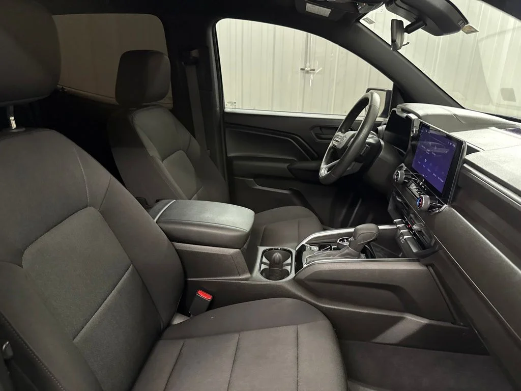 Used 2023 Black Chevrolet Trail Boss image 19