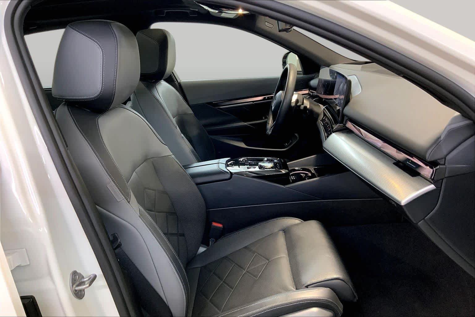 Certified Used 2024 Alpine White BMW 540i xDrive image 8