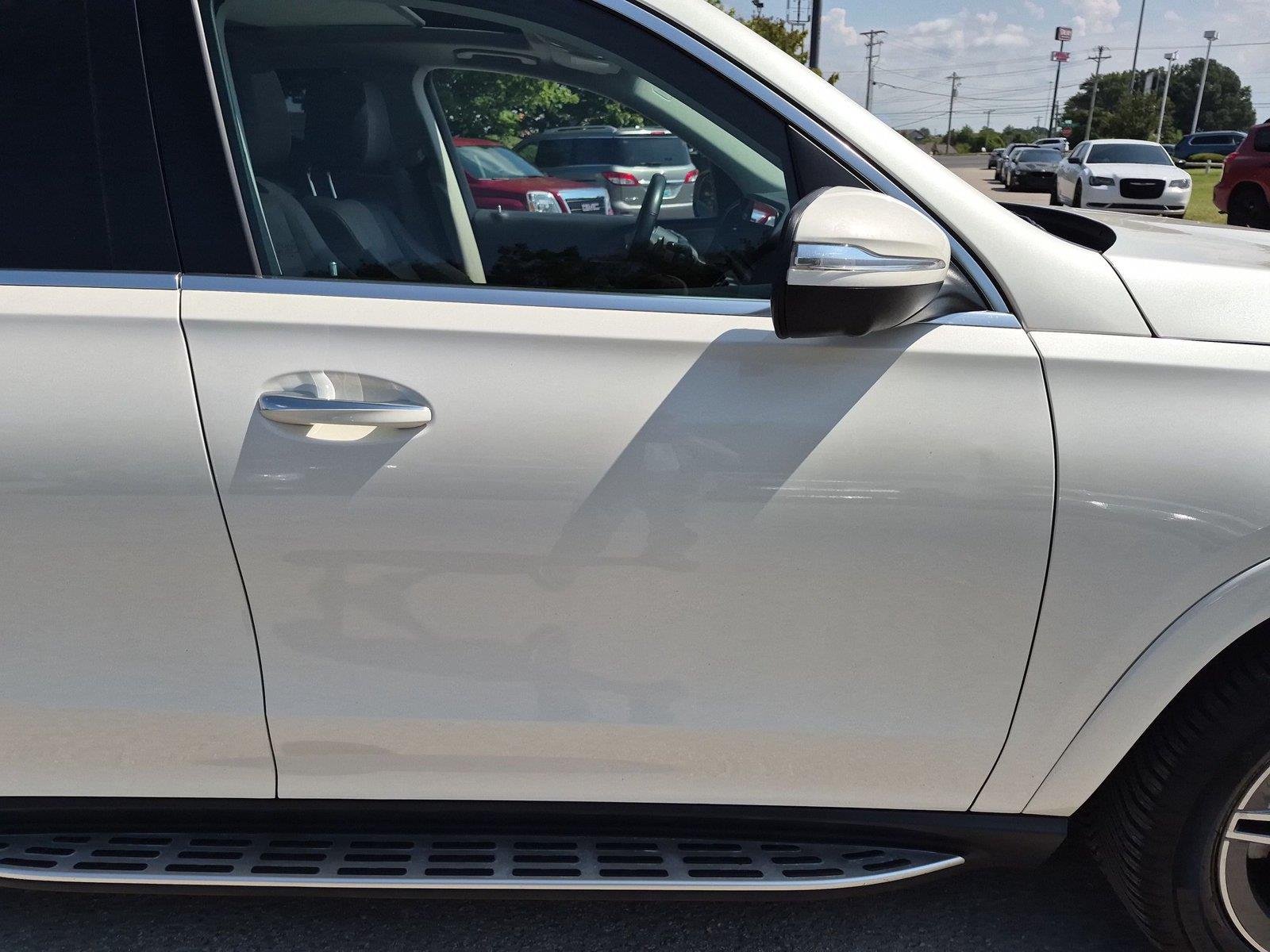 Used 2022 MANUFAKTUR Diamond White Bright Mercedes-Benz GLE 350 image 38