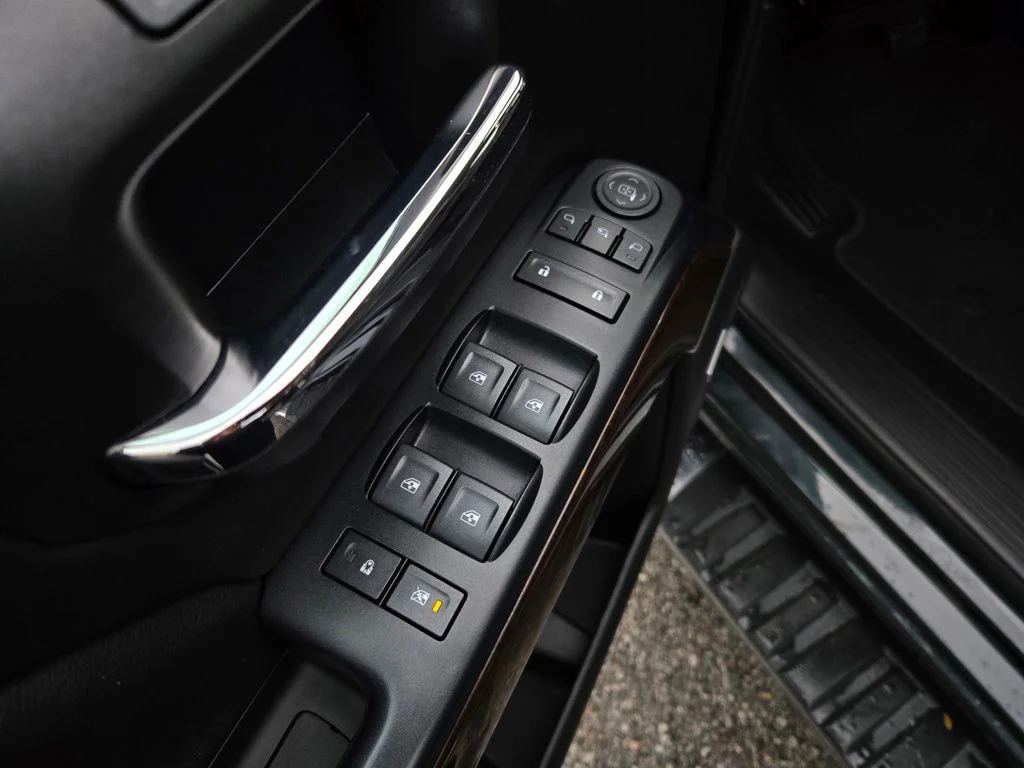 Used 2018 Gray GMC SLT image 15